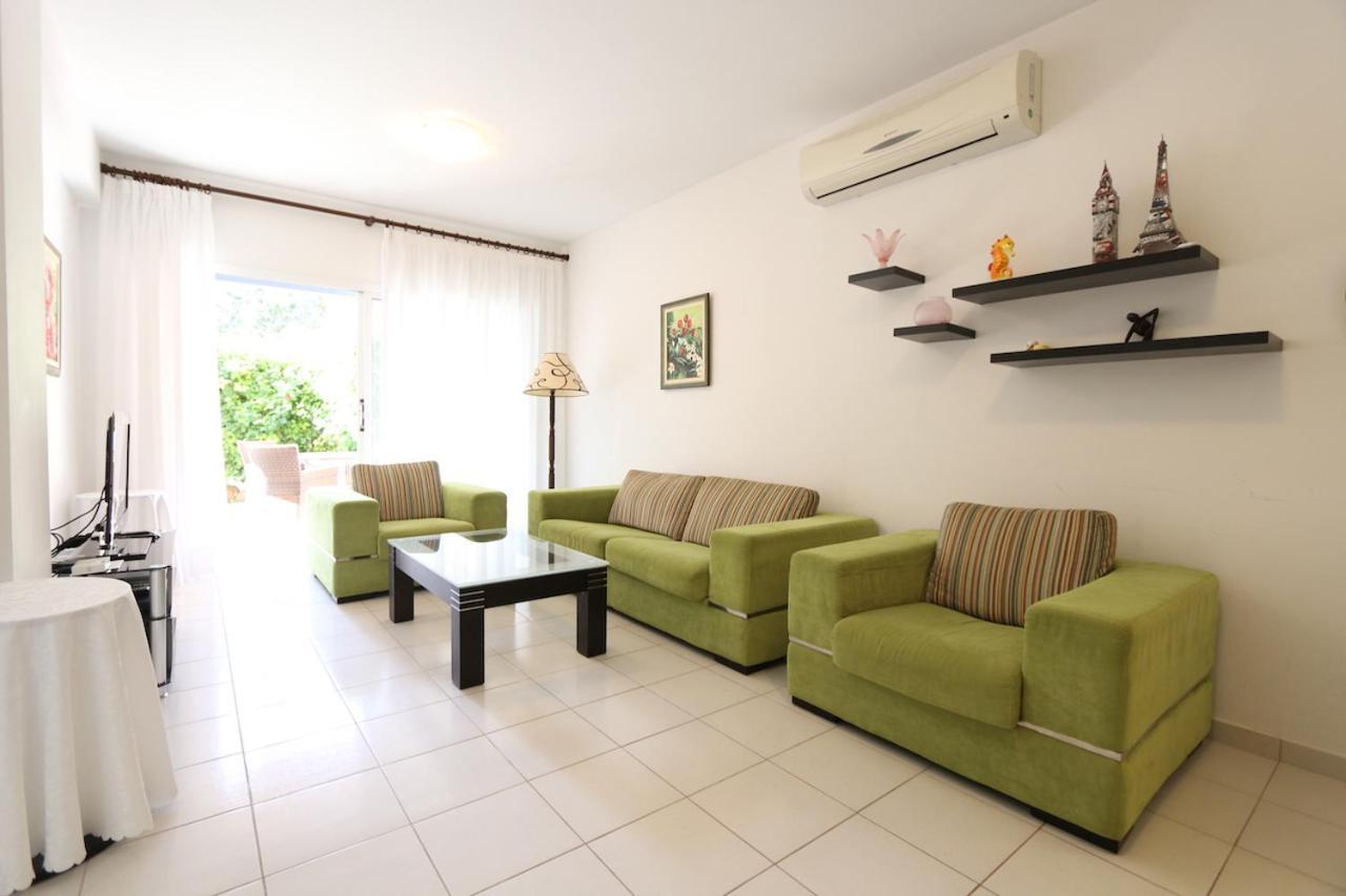 Victor Apartment 파포스 외부 사진